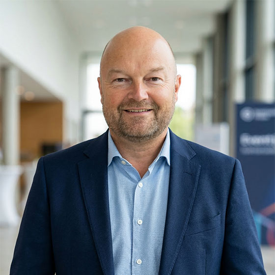 Dirk Baumann bei einer Schulung zum Thema Datenschutz